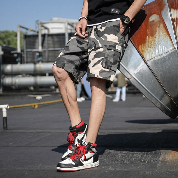 Summer Men Thin and Loose Fitting Casual Beach Shorts