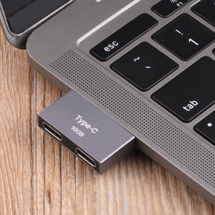Адаптер с двумя разъёмами USB-C/Type-C (папа) на два разъёма USB-C/Type-C (мама)