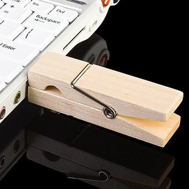 USB-флеш-накопитель с деревянной скрепкой на 4 ГБ