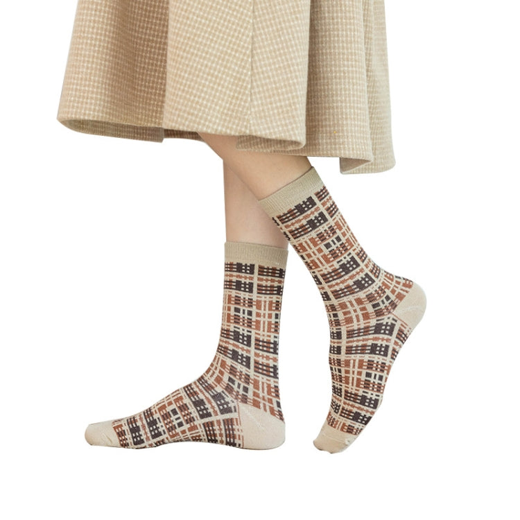1pair Women Autumn and Winter Socks Brown Color Thick Retro Mid-calf Socks