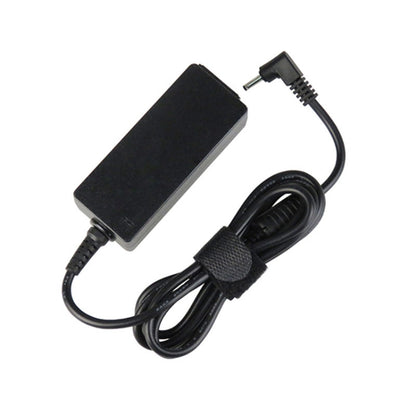 ZH-65-215 12 V 1,5 A strāvas adapteris Acer klēpjdatoram, vada garums: 1,5 m