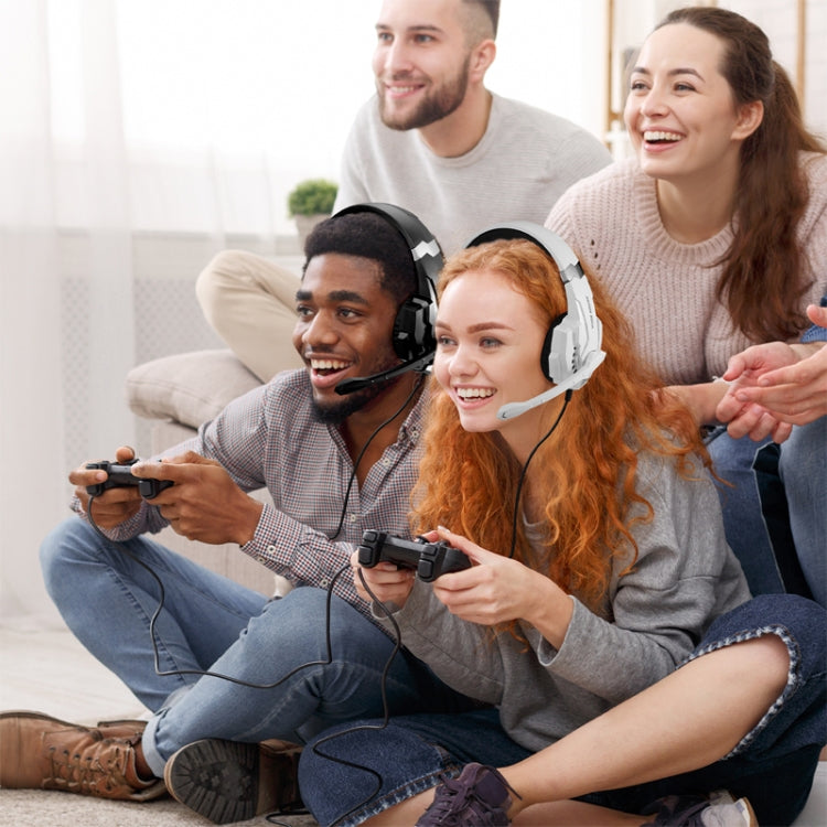 Игровая гарнитура KOTION EACH G9000 Pro с наушниками и микрофоном. Длина кабеля: около 2,1 м.