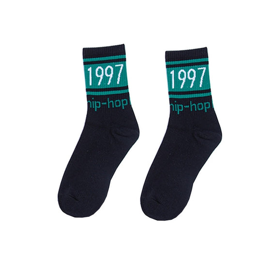 3 Pairs Street Beat Retro Hip Hop Simple Tube Socks Sports Skateboard Socks