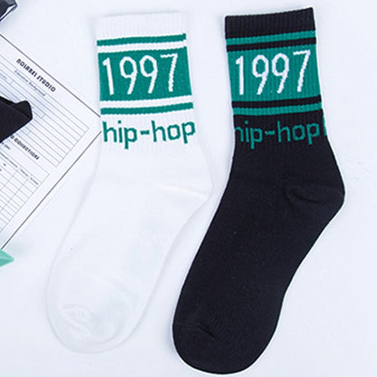 3 Pairs Street Beat Retro Hip Hop Simple Tube Socks Sports Skateboard Socks
