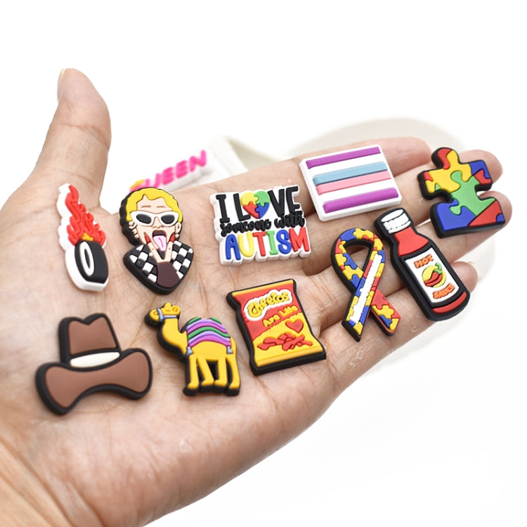 100pcs PVC Plastic Shoes Flowers Cartoon Cave Shoes Buckle, Style Random Delivery